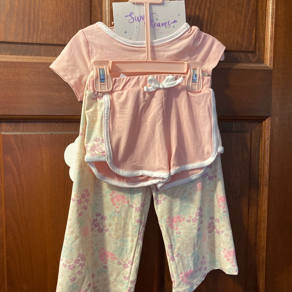 Girls 3 Piece Pajama Set. NWT.‎ - Picture 2 of 2